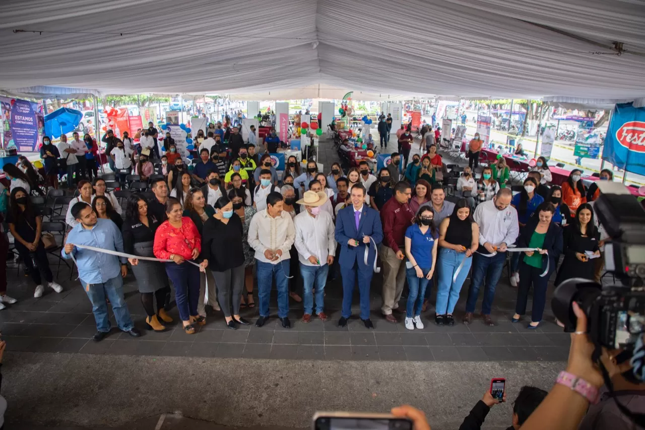 Feria del empleo en Uruapan con más de 1000 vacantes disponibles
